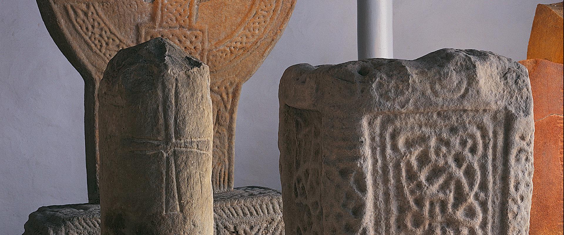  Amgueddfa Cerrig Margam/Margam Stones Museum