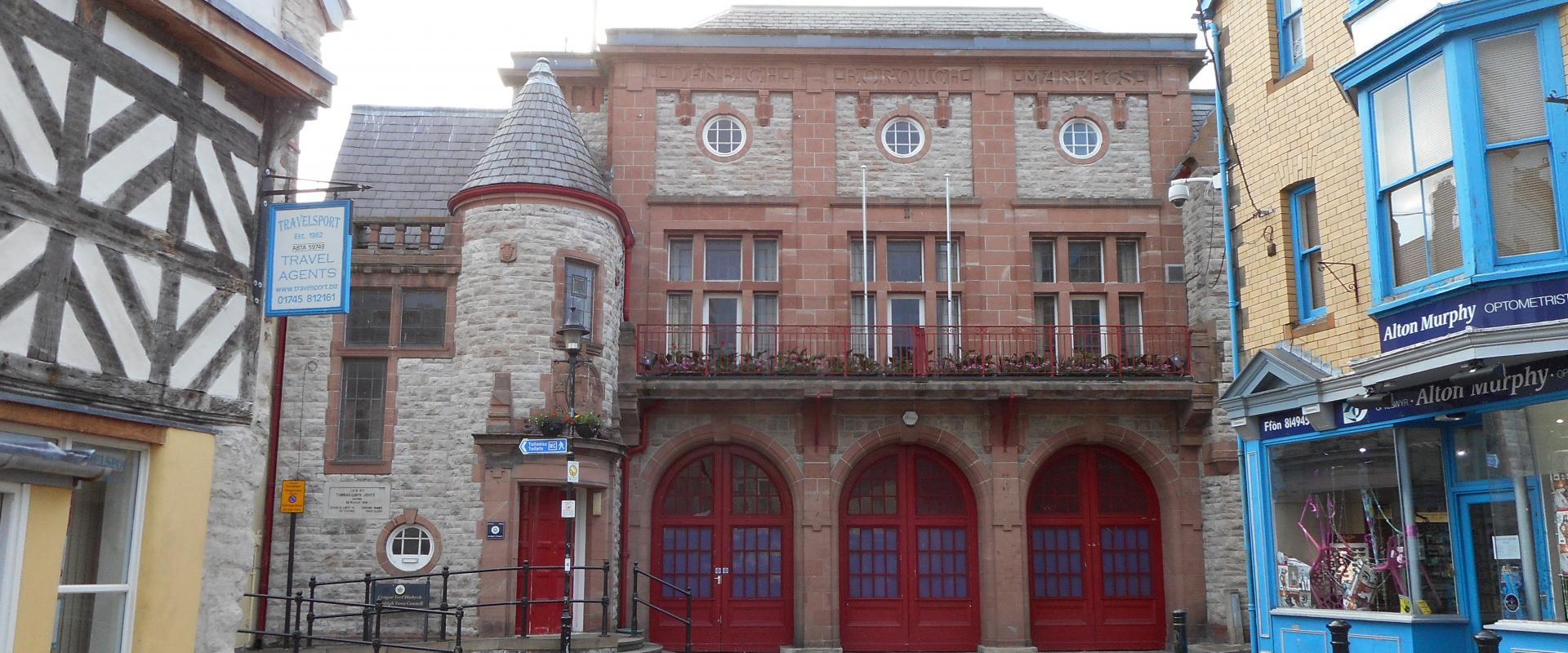 exterior image of Denbigh town hall
