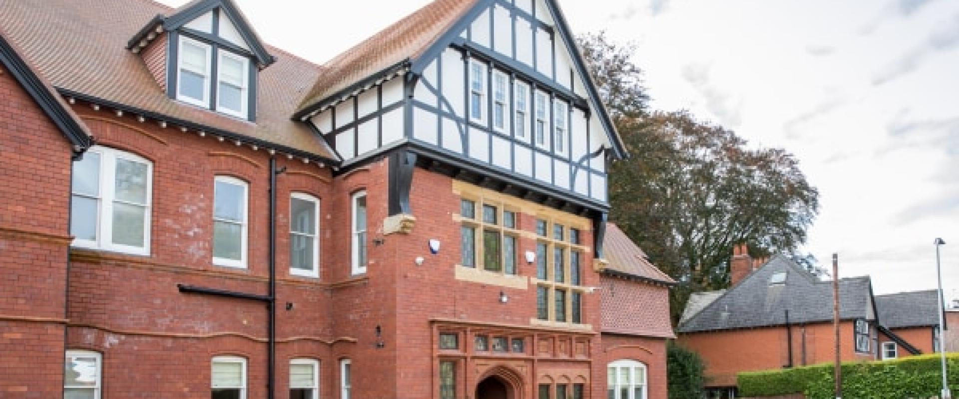 outside image of acorns nursery building