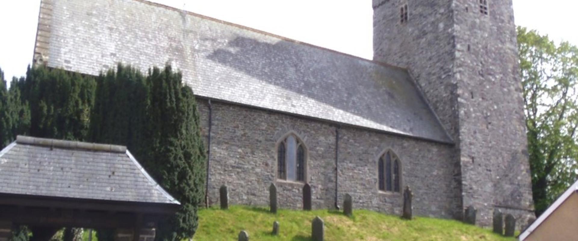 golygfa tuag at yr eglwys / view towards the church
