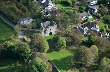 St Quentin's Castle, Llanblethian