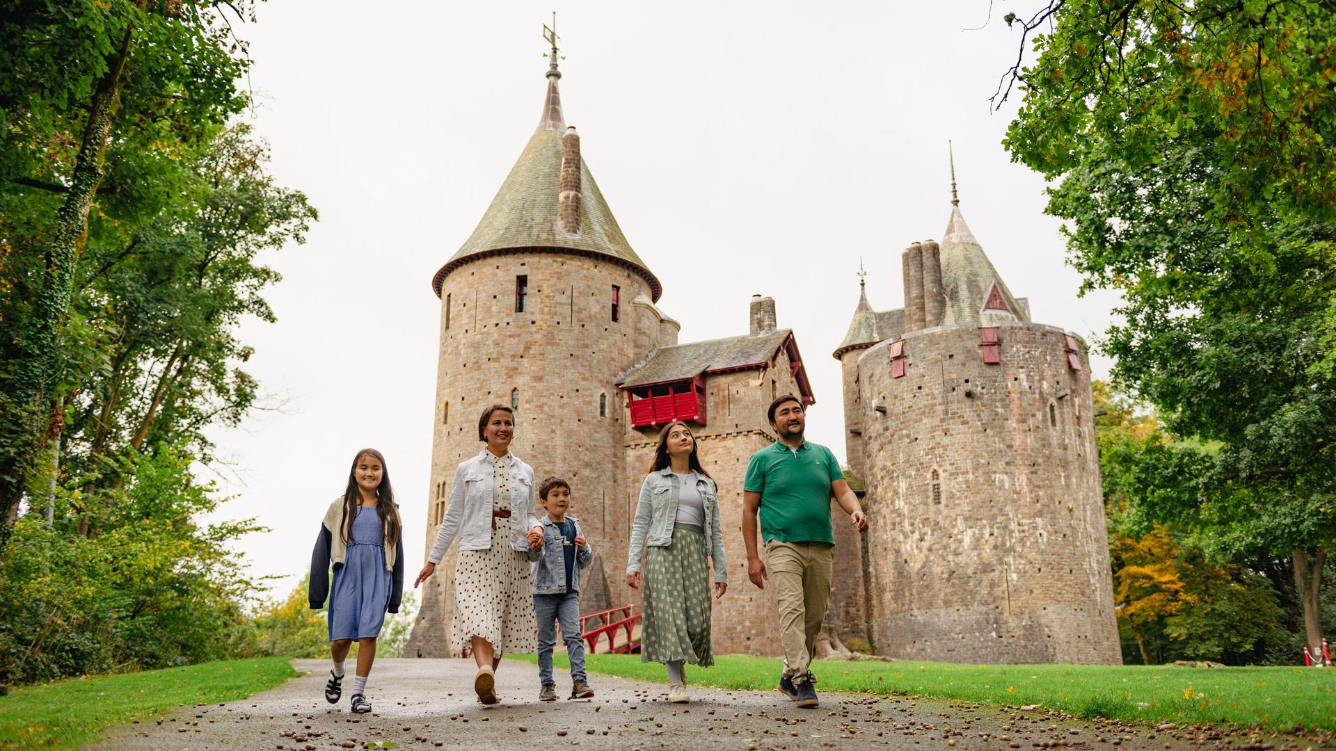 Castell Coch - family group at entrance